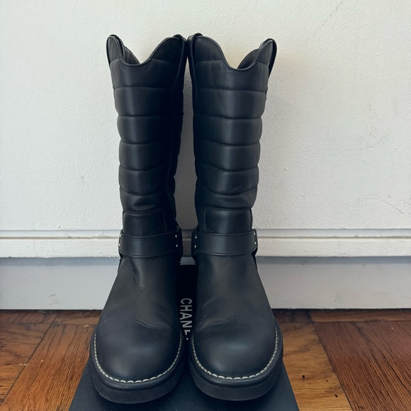 Chanel Leather Motorcycle Boots Size 39.5 - Picture 4 of 6